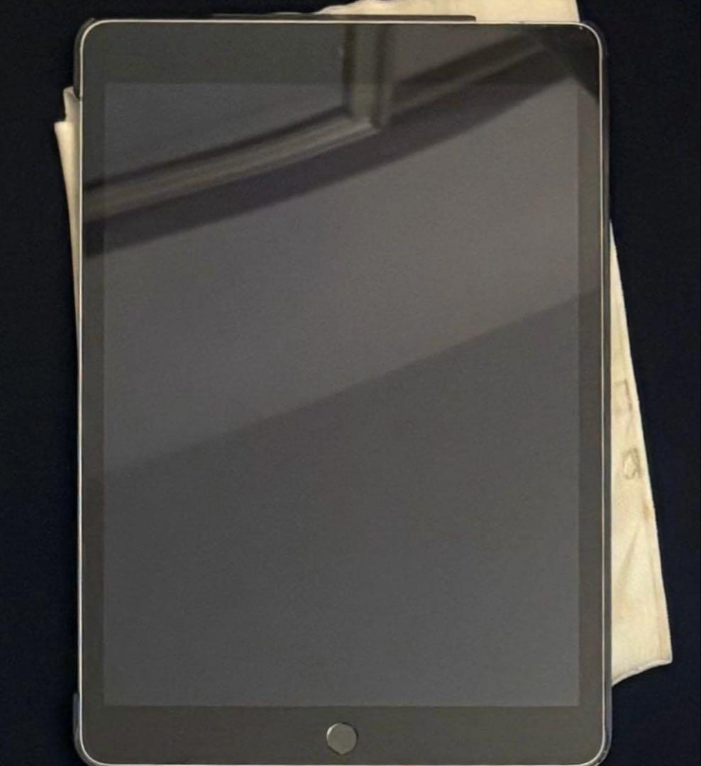 Apple iPad 第9世代 64GB シルバー本体 箱付き・ケース付属も可