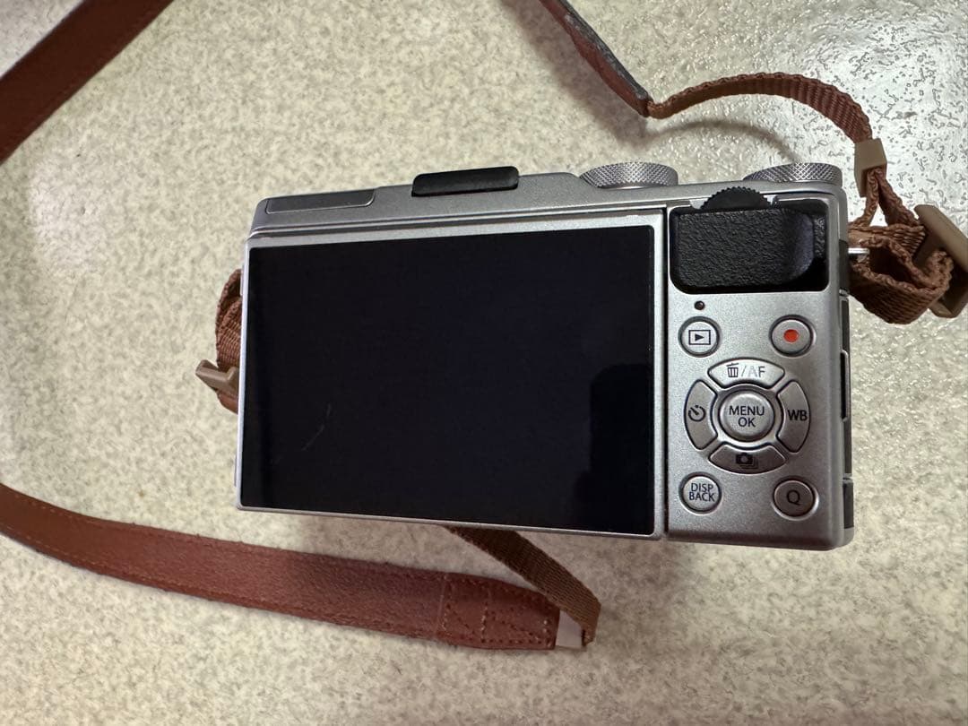 【オプション有】FUJIFILM X-A5 レンズキット SILVER