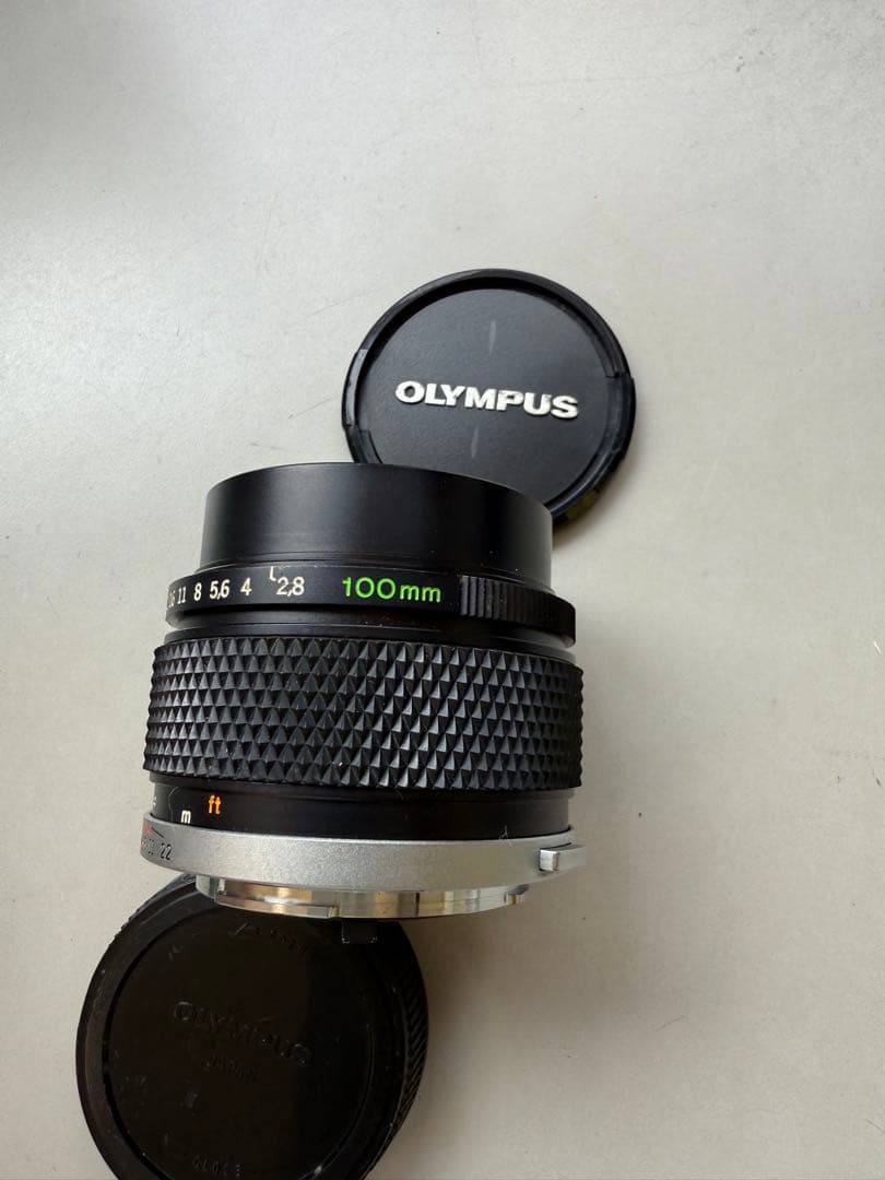 OLYMPUS E-ZUIKO 100mm 1:2.8 レンズ