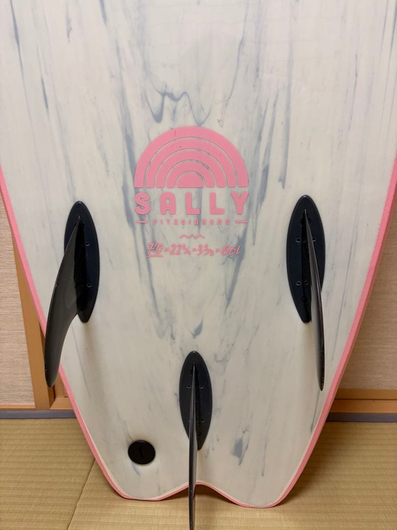 SURFBOARDS ソフテック サーフボード 7’0” サリー