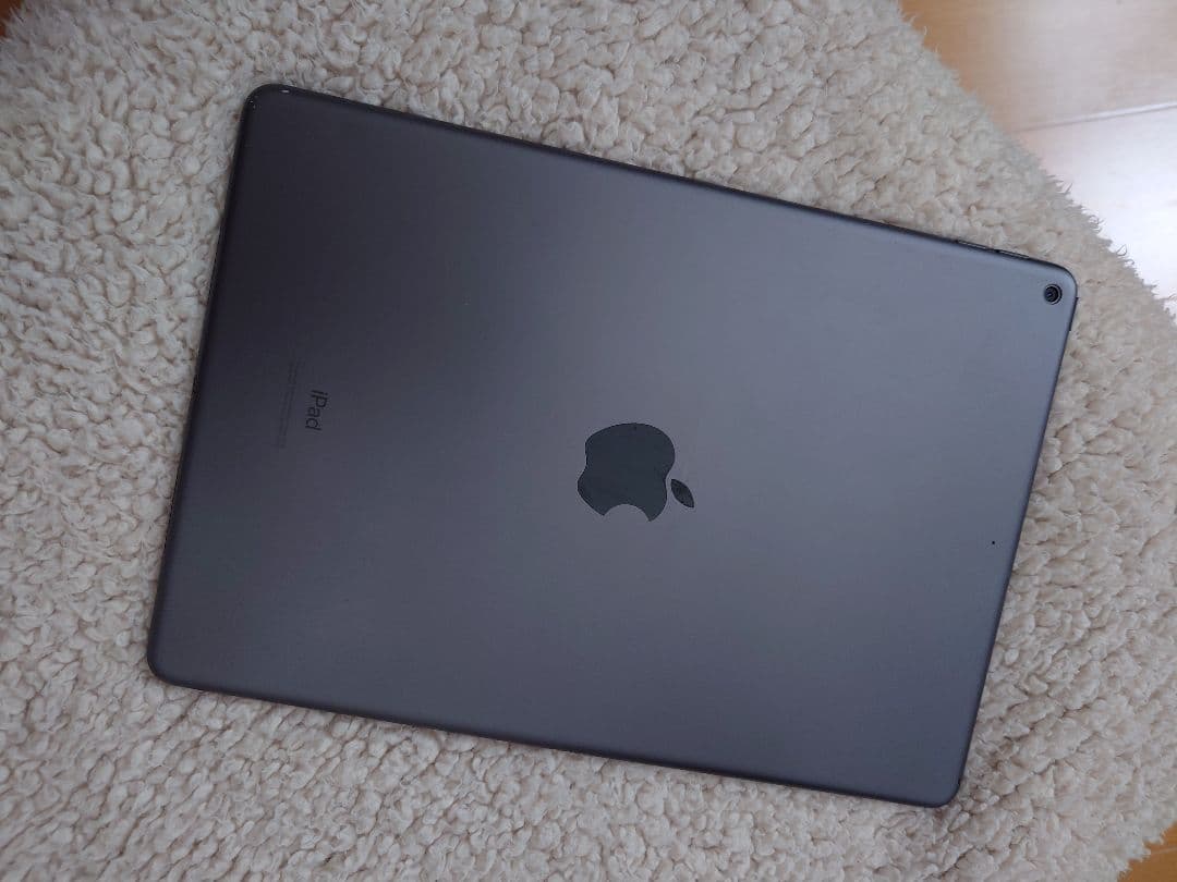 iPad Air 第3世代 本体のみ　通電ジャンク