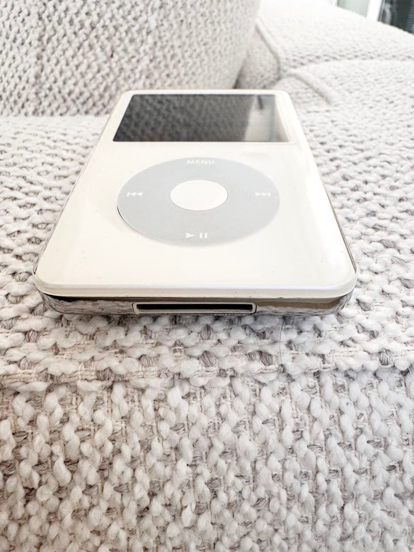 極美品 iPod Classic 5世代 MJ003 30GB新品バッテリー