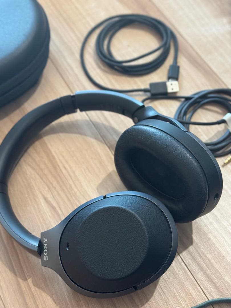 ソニー ワイヤレスノイズキャンセリングヘッドホン WH-1000XM2