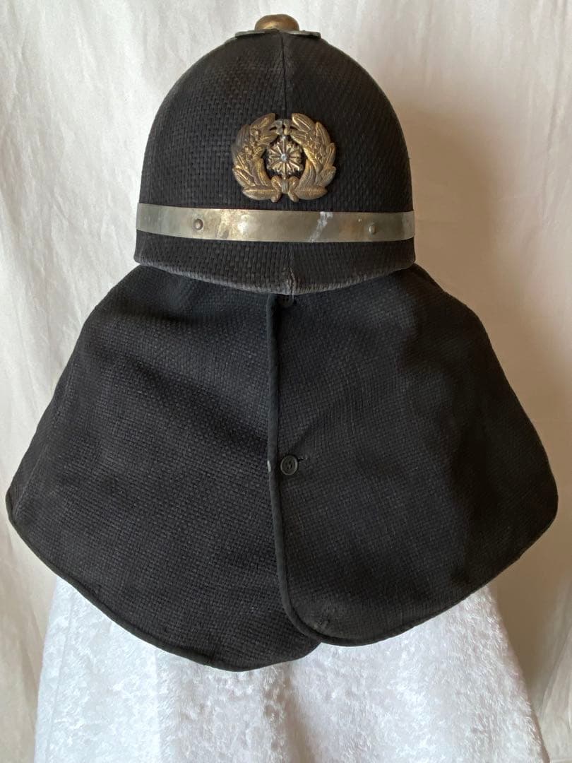 超レトロな横浜市　消防士ヘルメット