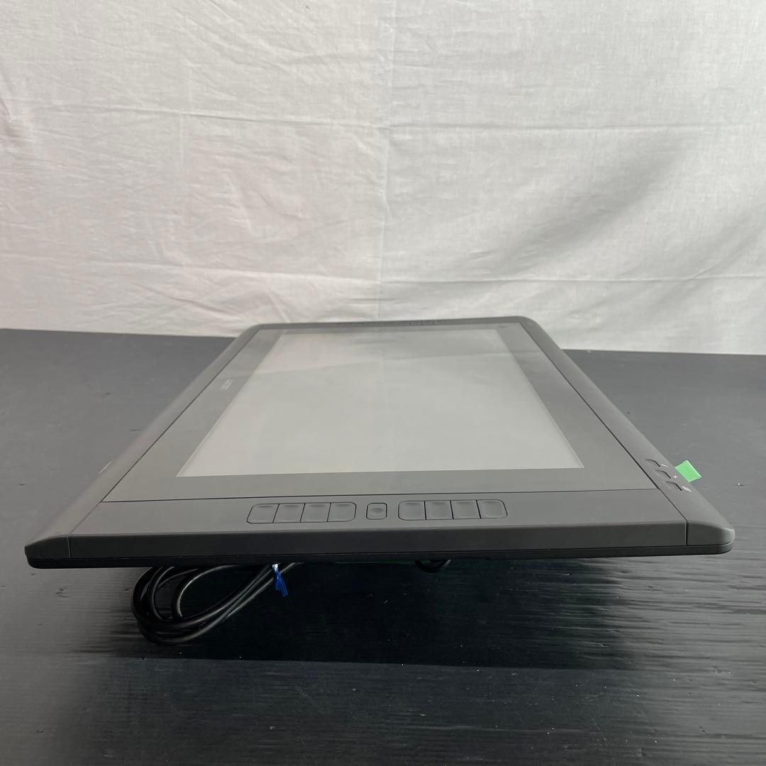 B20 Wacom 液晶ペンタブレット DTK-2200 Cintiq 22HD