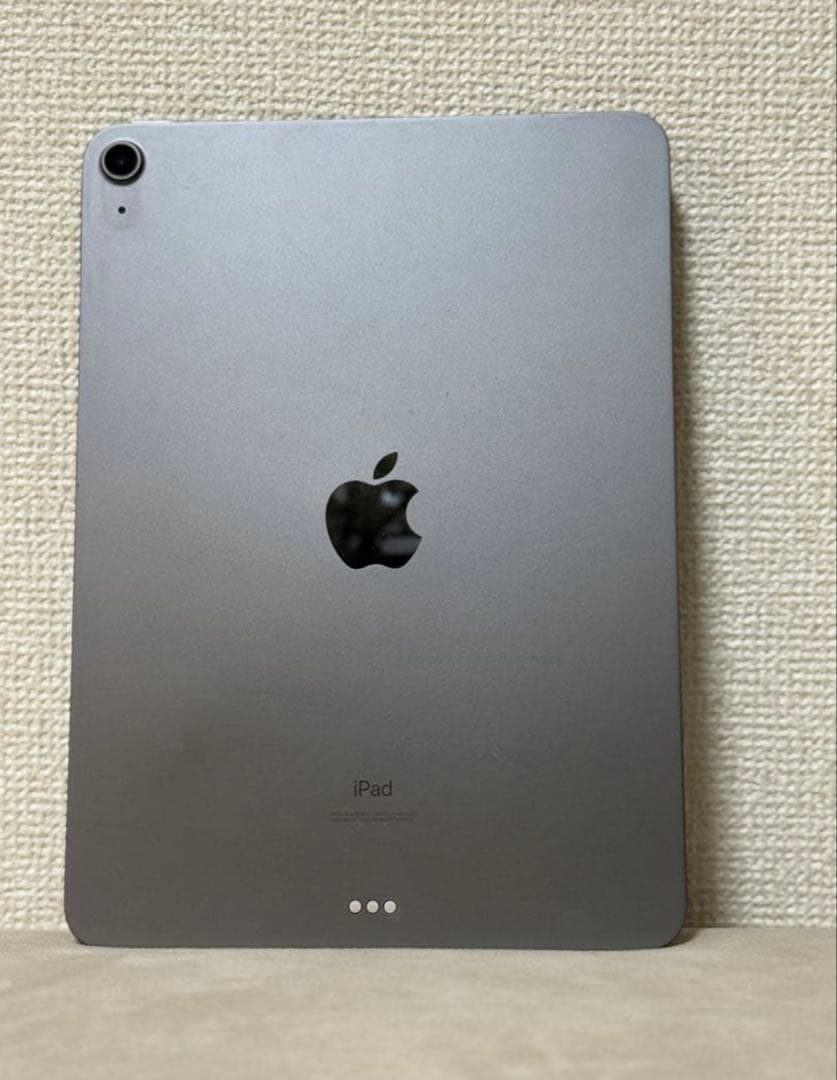 Apple iPad Air (第4世代) 256GB シルバー　カバー付き