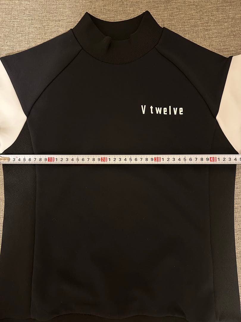 V12 モックネック トレーナー