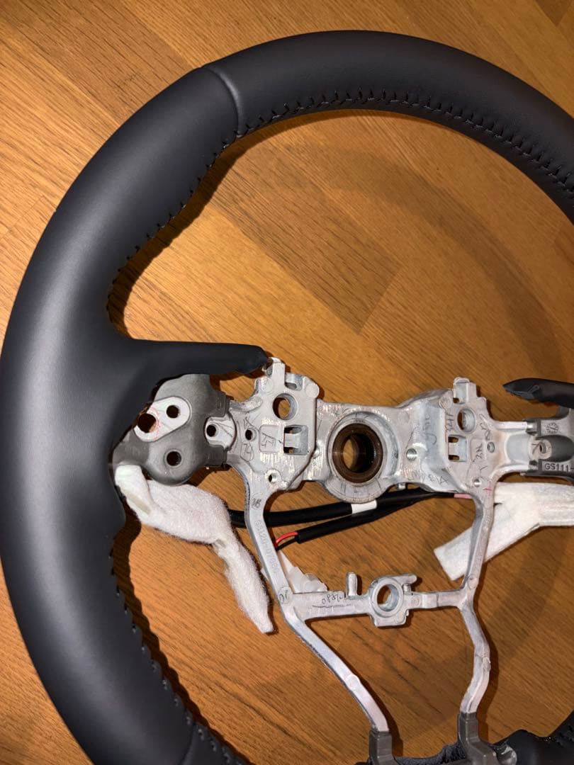 美品　RAV4 ハンドル　ヒーター付き