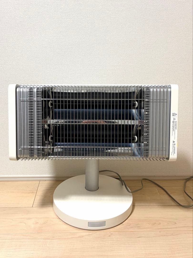DAIKIN セラムヒートERFT11WS-W 美品◎乾燥しにくい遠赤外線暖房機