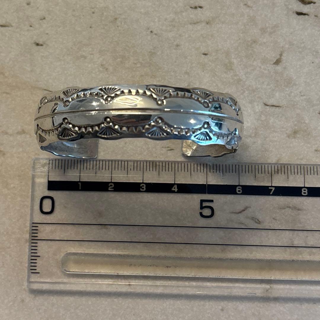 インディアンジュエリー　ナバホ　シルバー　バングル　スタンプワーク