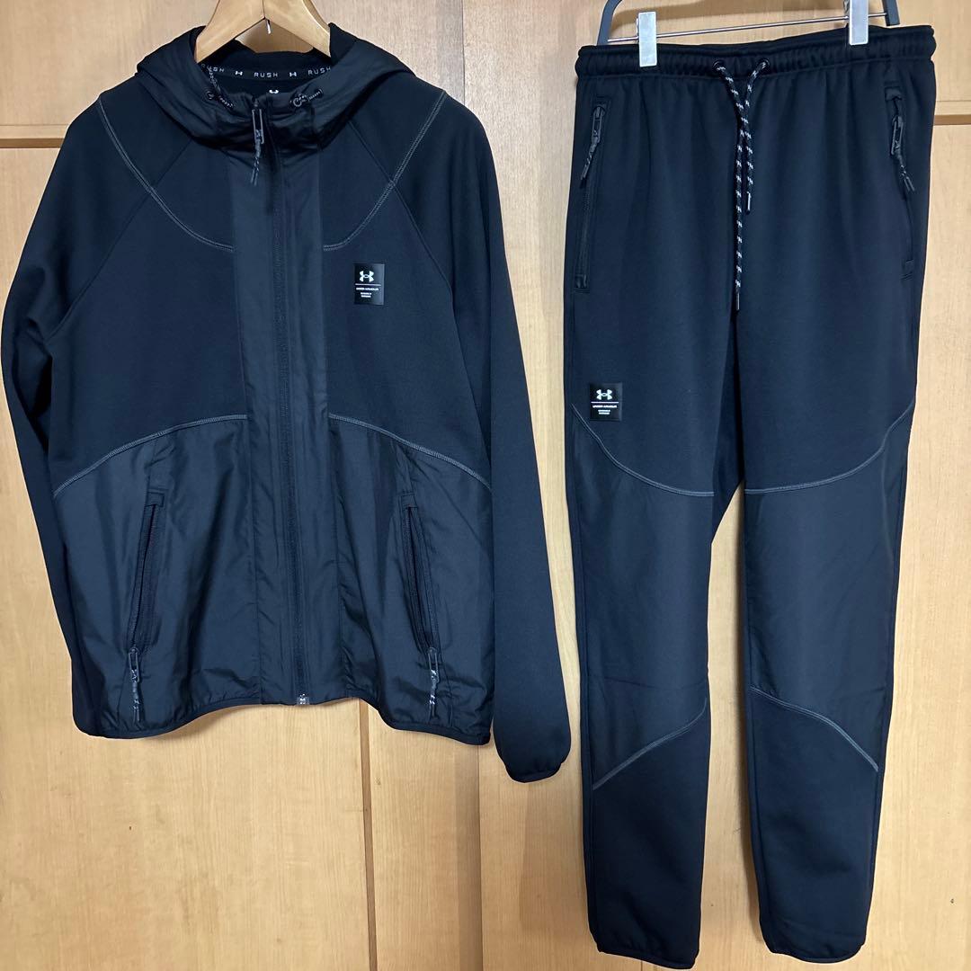 美品　アンダーアーマーRUSHトレーニングウェアセットアップ　M