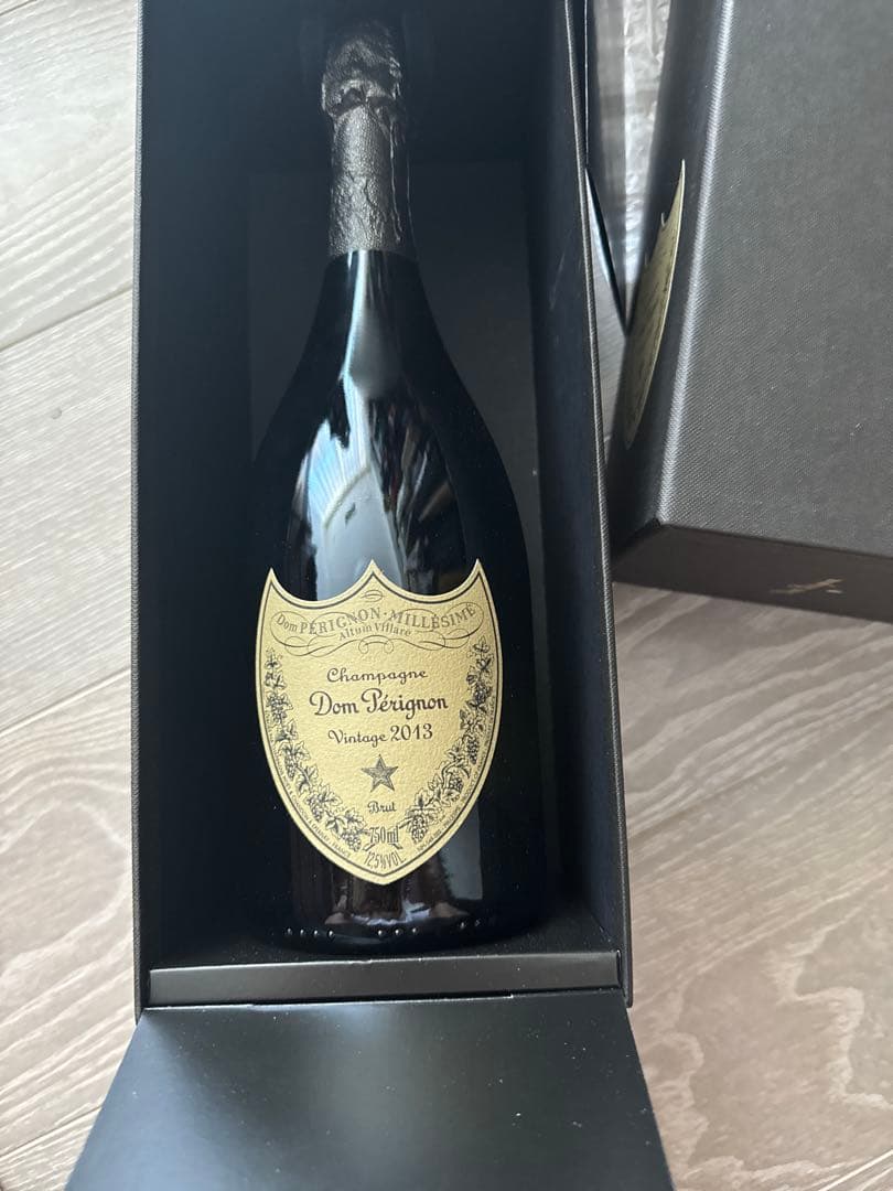 【箱付】ドンペリニヨン（正規品　箱あり)2013年