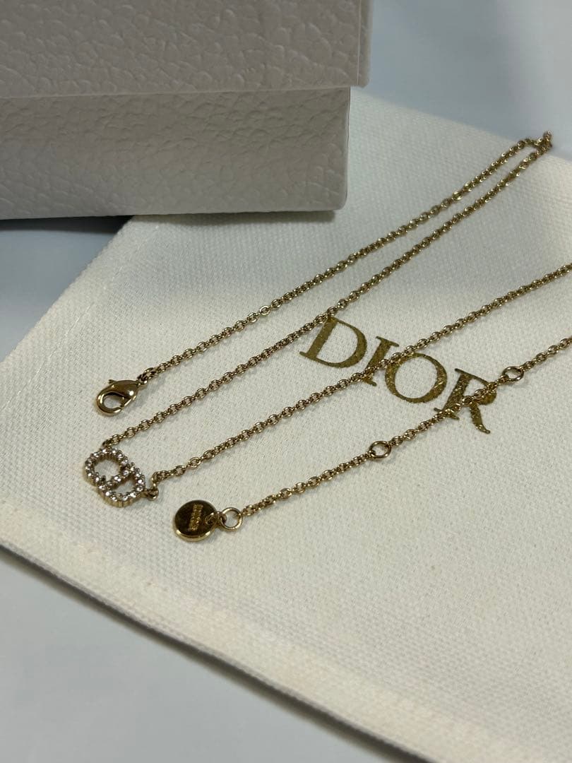 ✨美品✨　Dior ディオール　ネックレス(ノベルティのバッチ付き)