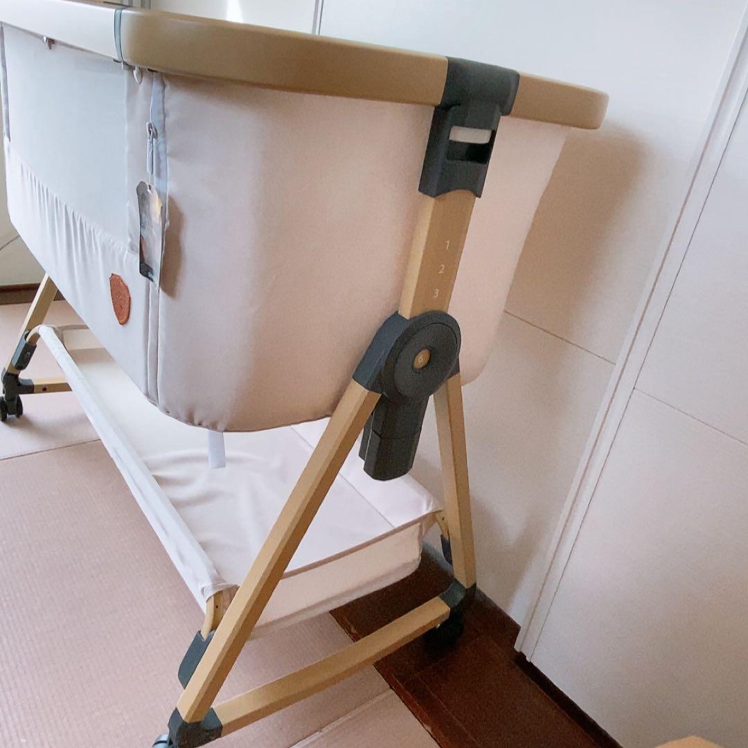 キャスター付きベビーベッド ベージュ　HZDMJ