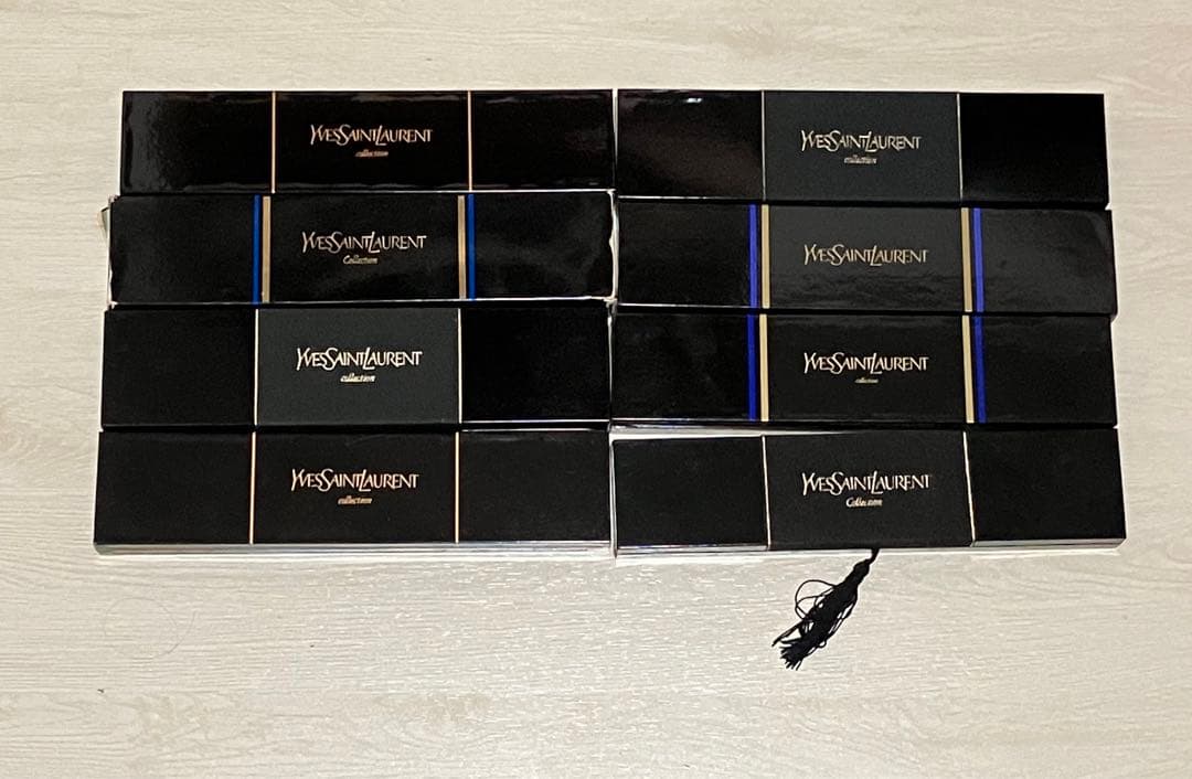 イヴサンローラン　時計ケース空箱