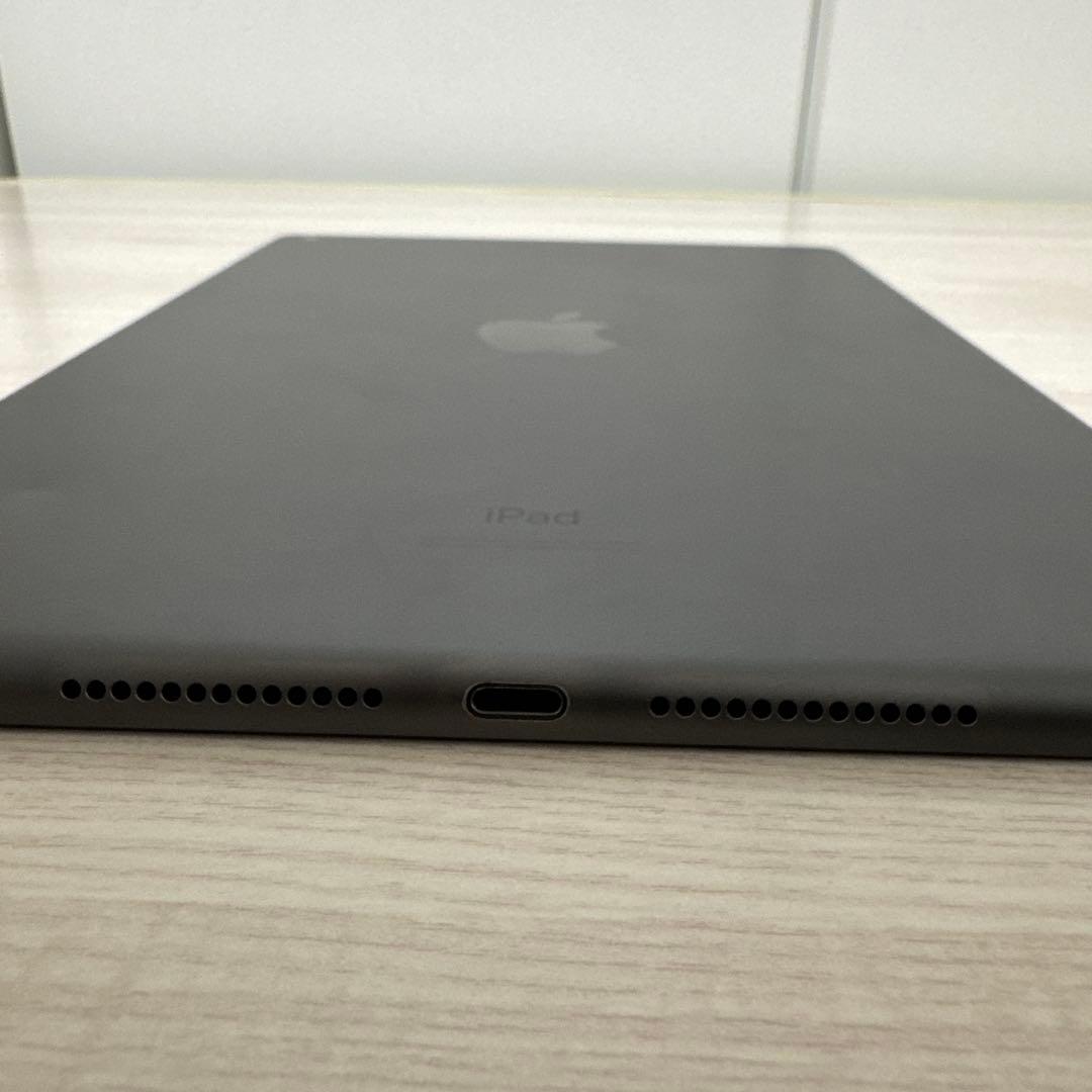 iPad 第7世代 Wi-Fiモデル 32GB スペースグレイ
