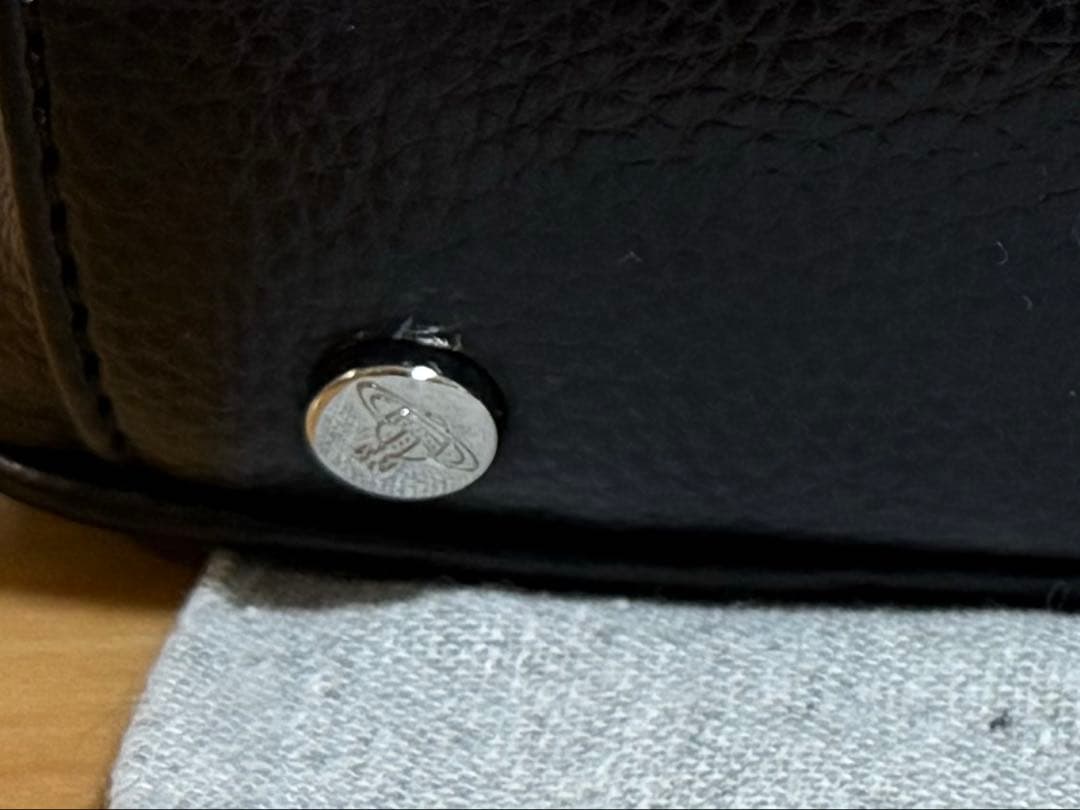 ？？ Vivienne Westwood