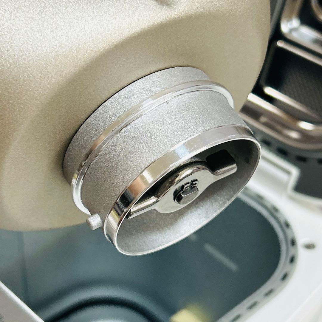 【未使用品】Panasonic ホームベーカリー 1斤 SD-MDX102-W