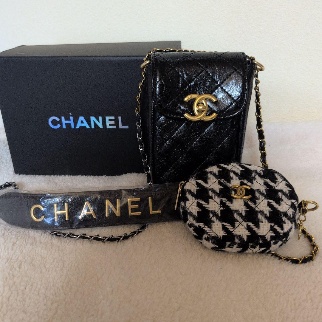 A*須様 CHANEL ショルダーチェーン付きスマホホルダー& ミニポーチ　ノベ