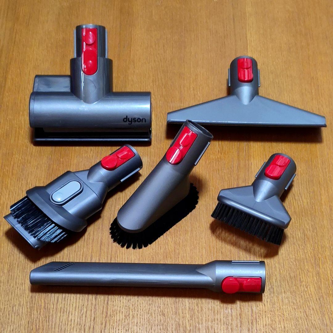 ダイソンV8 SV10K掃除機＋マキタ18vアダプターセット分解清掃済み 動作品