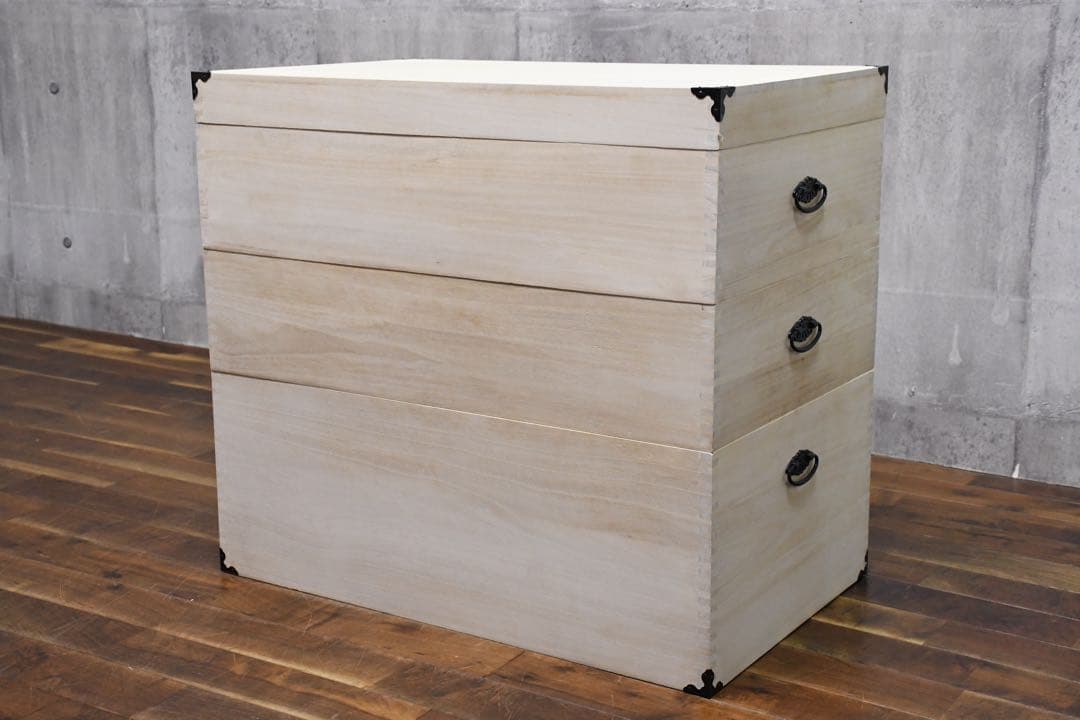 EGK4 未使用保管品 総桐 収納ケース 3段 キャスター付き 押入れ収納