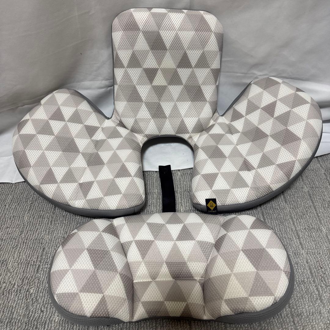 B079 コンビ クルムーヴスマート ISOFIX JN570 チャイルドシート