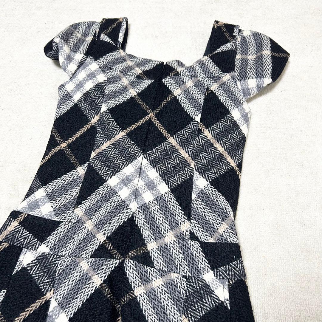美品　バーバリーブルーレーベル　ノバチェック　ウールワンピース　ノースリーブ