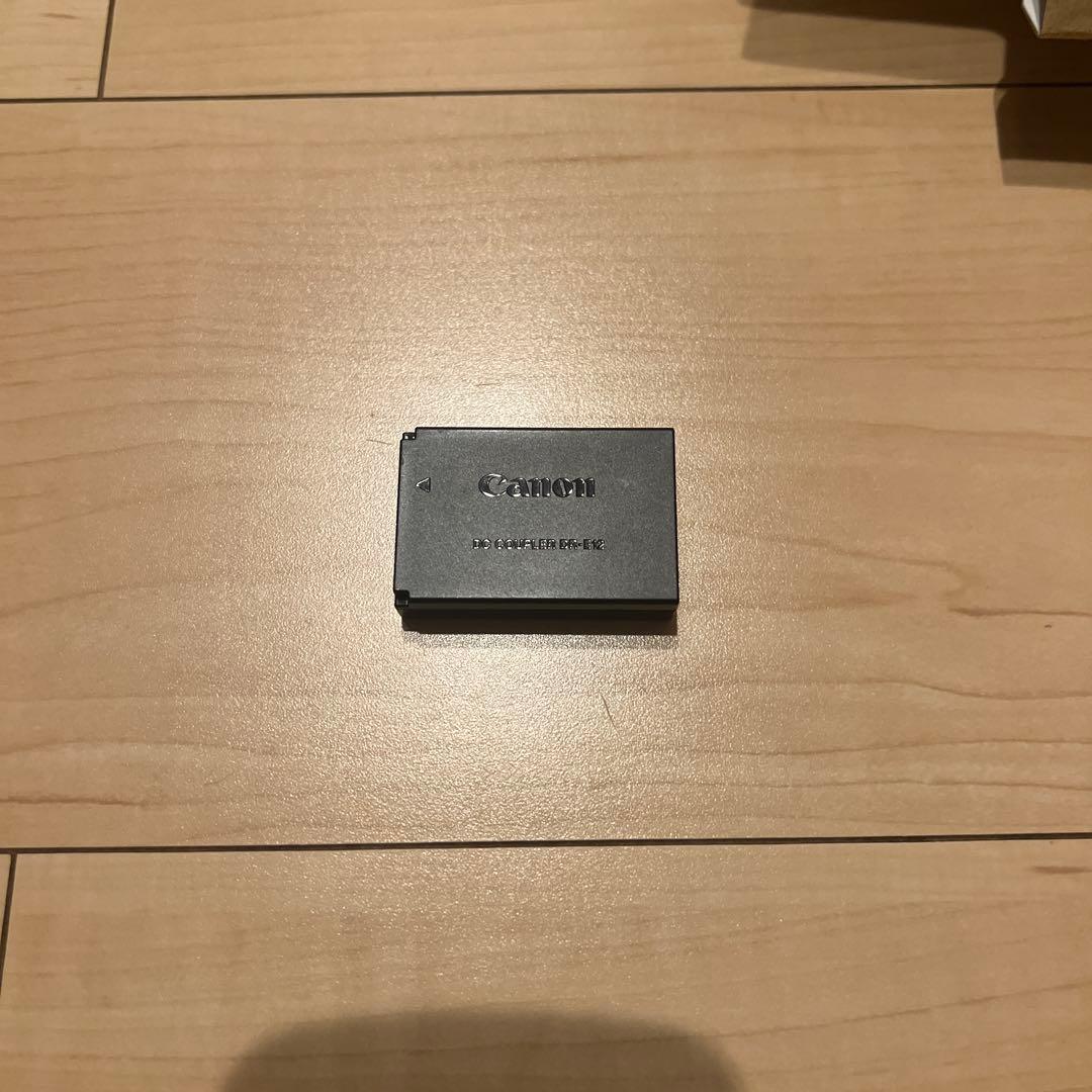 Canon EOS Kiss M2 WZKWHミラーレスカメラ