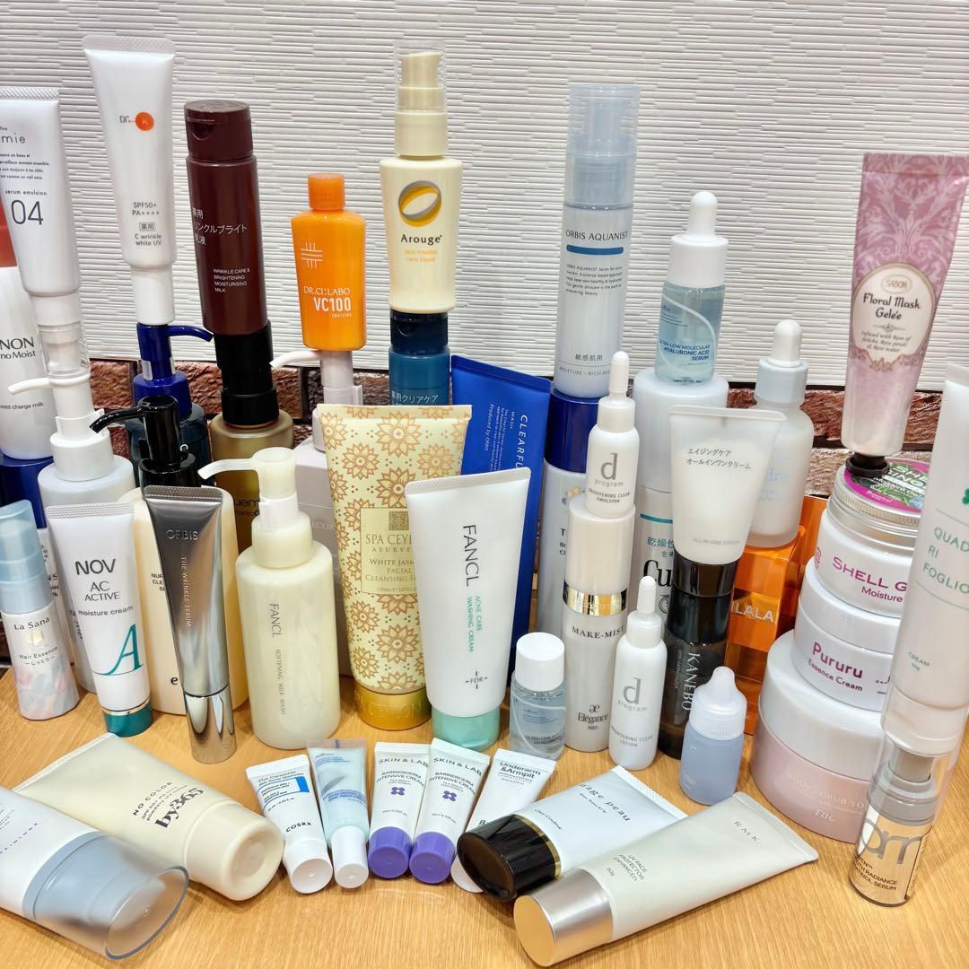 ♪基礎化粧品中心　コスメ大量おまとめ！