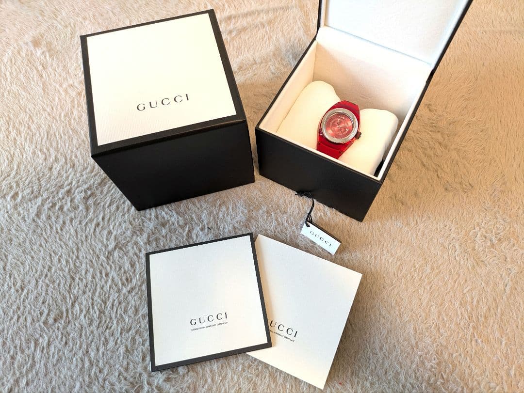 【極美品】GUCCI　SYNC　シンク　腕時計　シェリーライン　赤