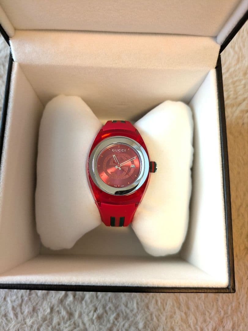 【極美品】GUCCI　SYNC　シンク　腕時計　シェリーライン　赤