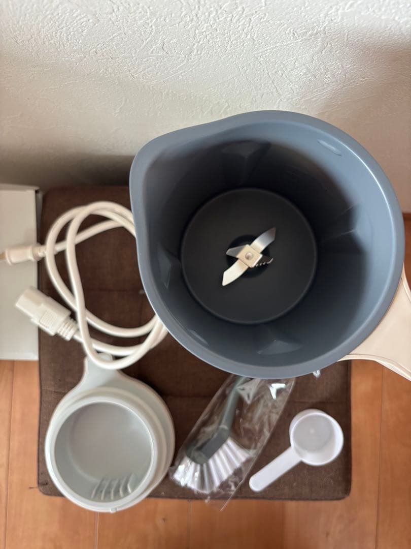 レコルト 自動調理ポット　ホワイト　美品