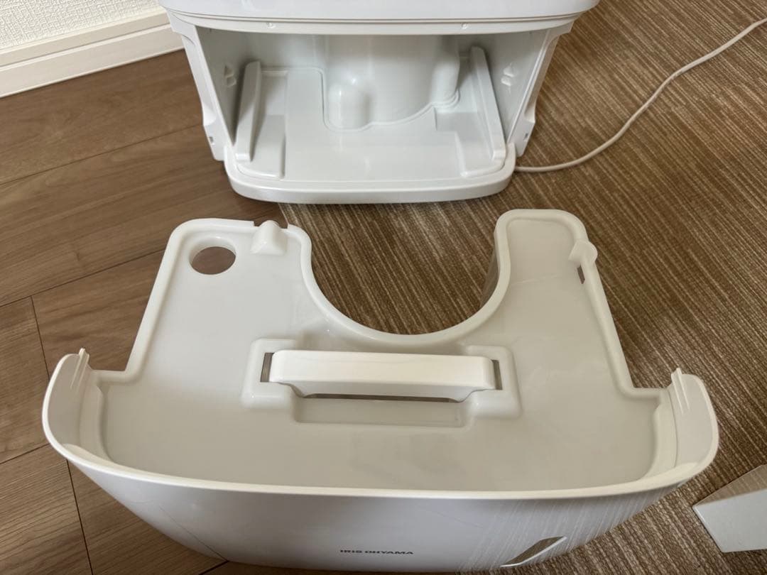 アイリスオーヤマ空気清浄機能付除湿機 DCE-120