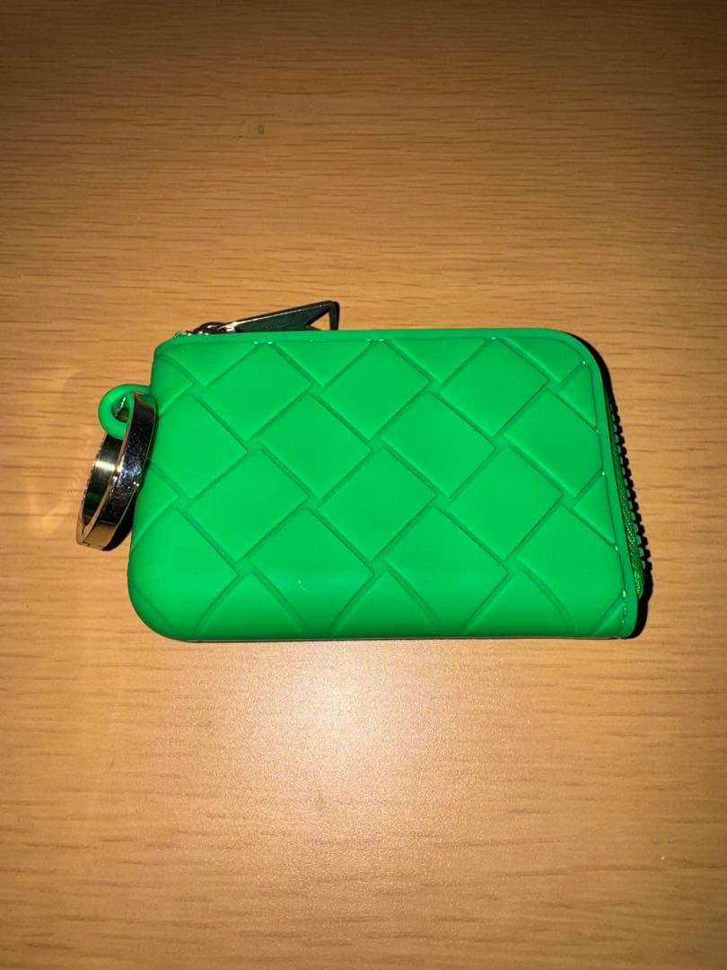 ボッテガ　シリコン財布