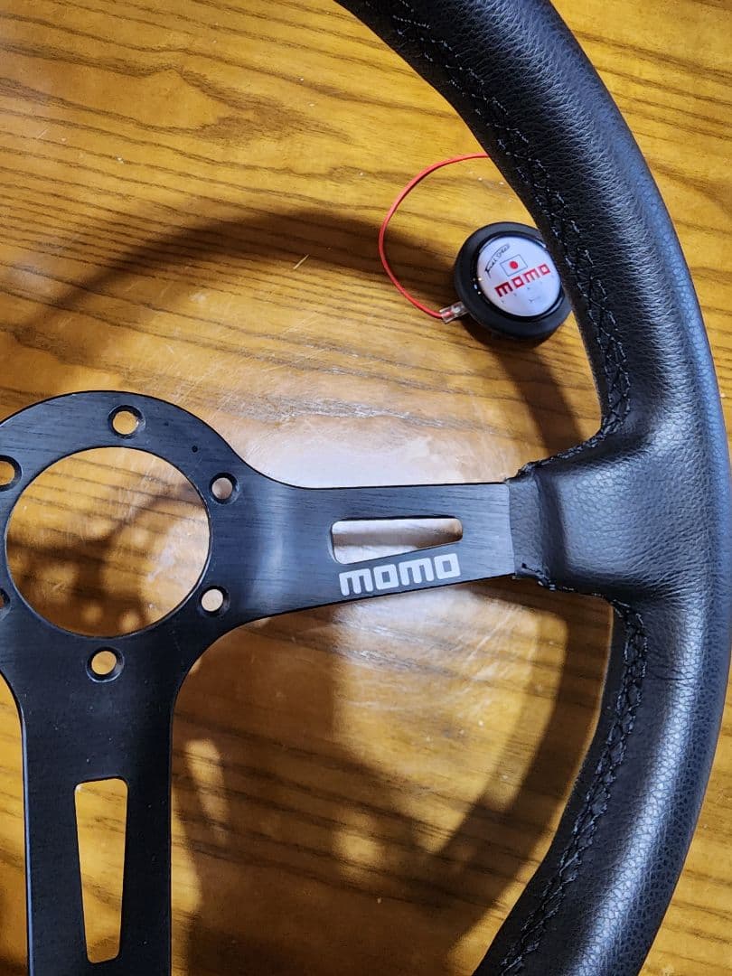 MOMO？ ステアリング フルスピード 32.8パイ ディープコーン90mm