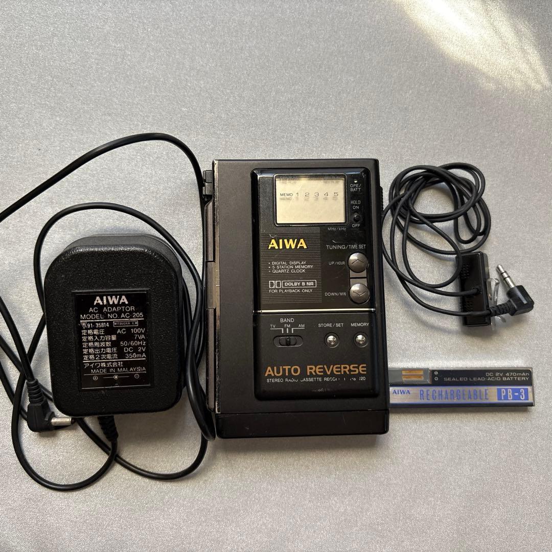 AIWA AUTO REVERSE カセットプレーヤー　カセットボーイ