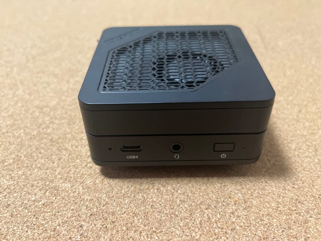 MINISFORUM EM680 16GB 512GB ミニPC