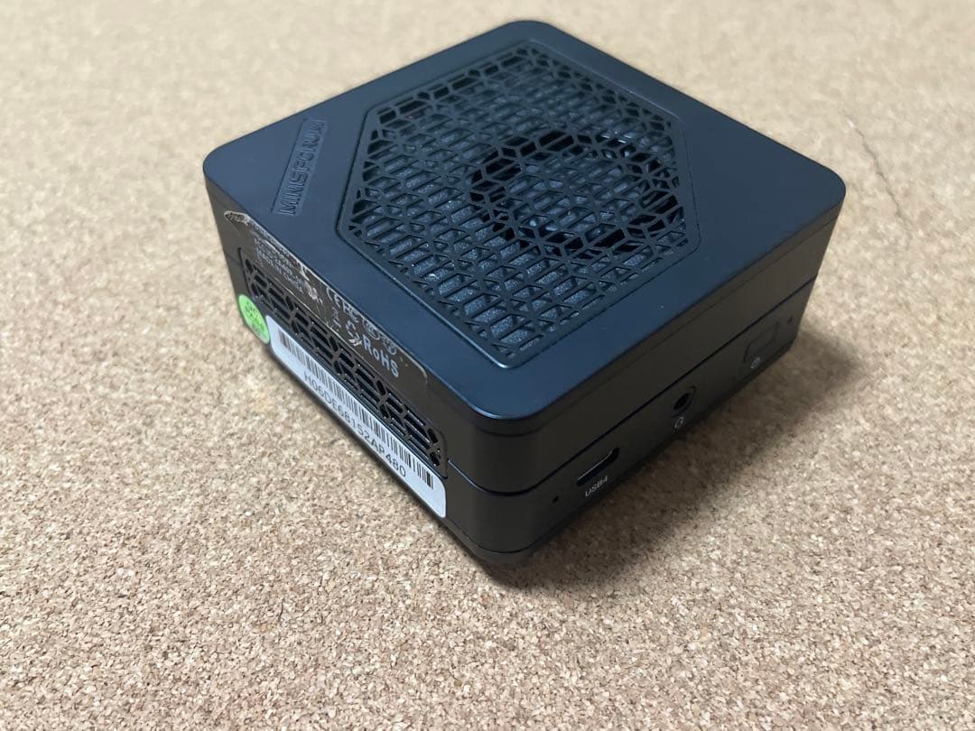 MINISFORUM EM680 16GB 512GB ミニPC