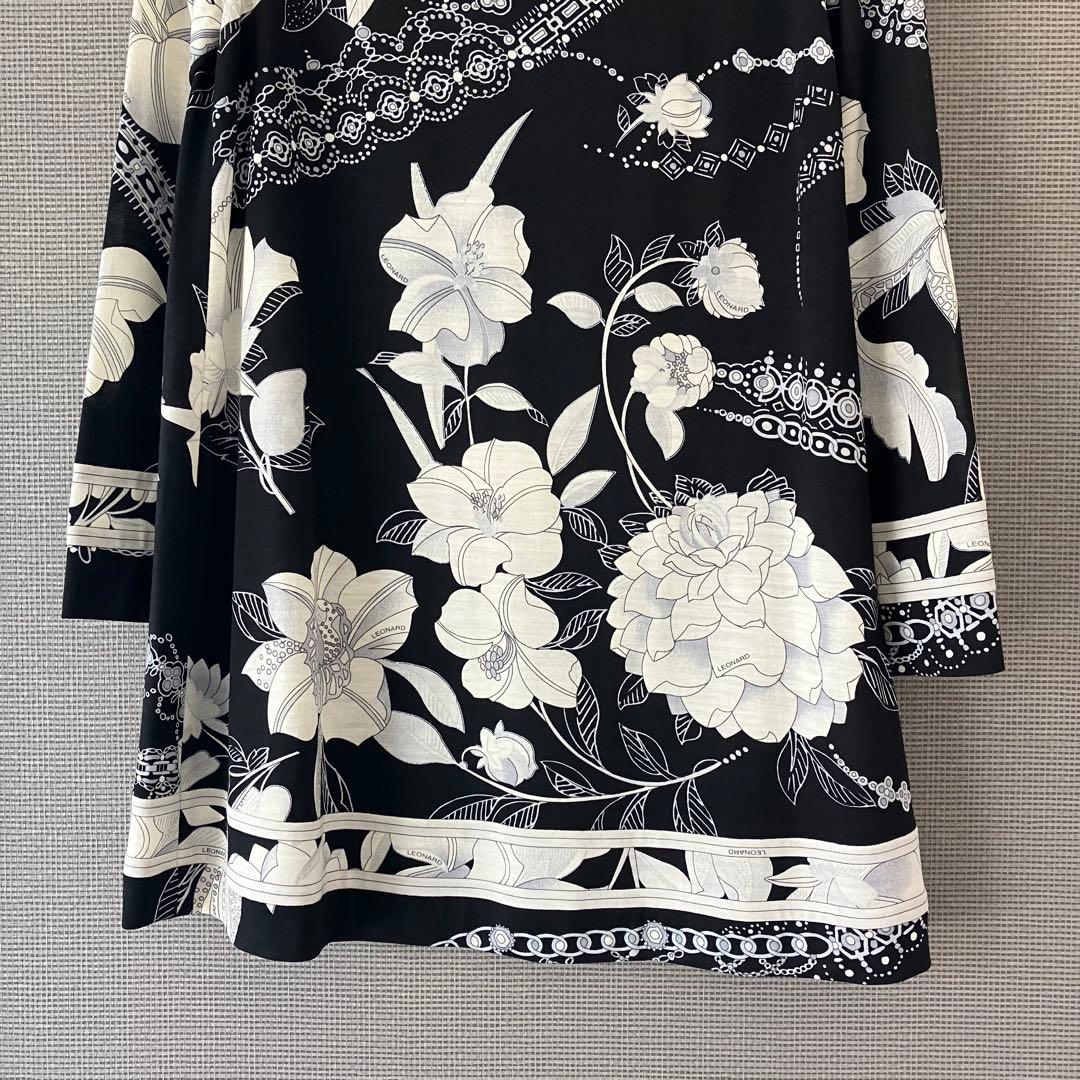 近年美品　レオナール　チュニック　薄手ウール　花柄　トリム　36 丈72