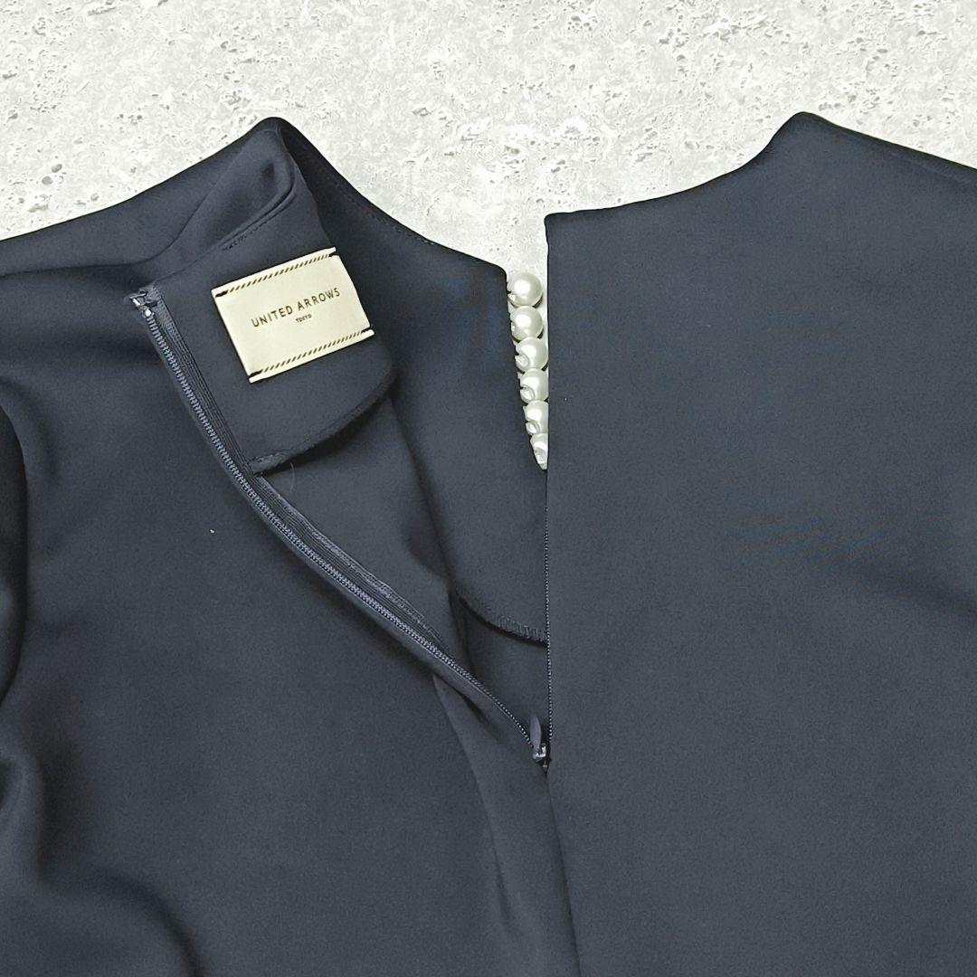 UNITED ARROWS SPONGY パールモチーフブラウス