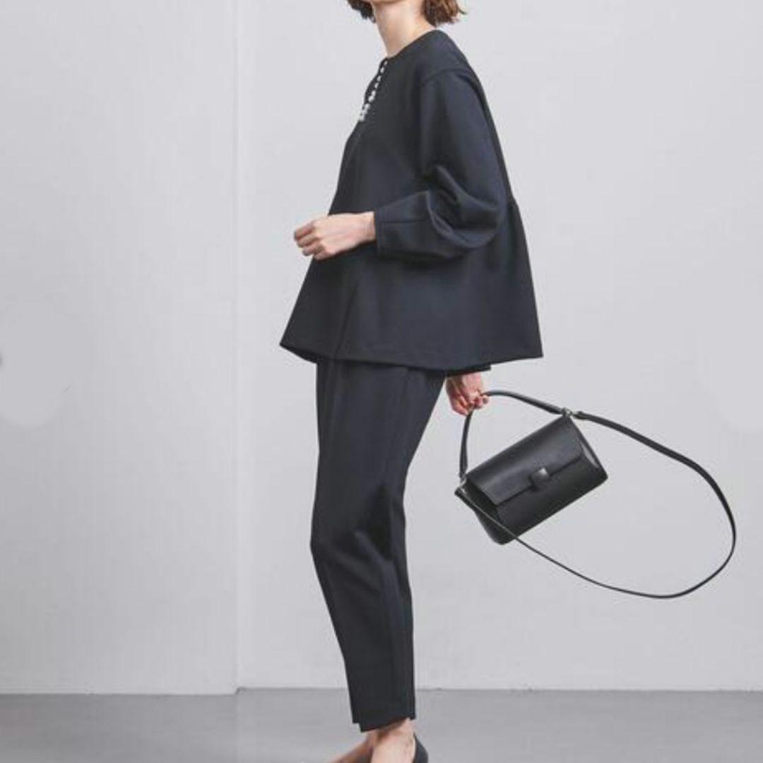 UNITED ARROWS SPONGY パールモチーフブラウス