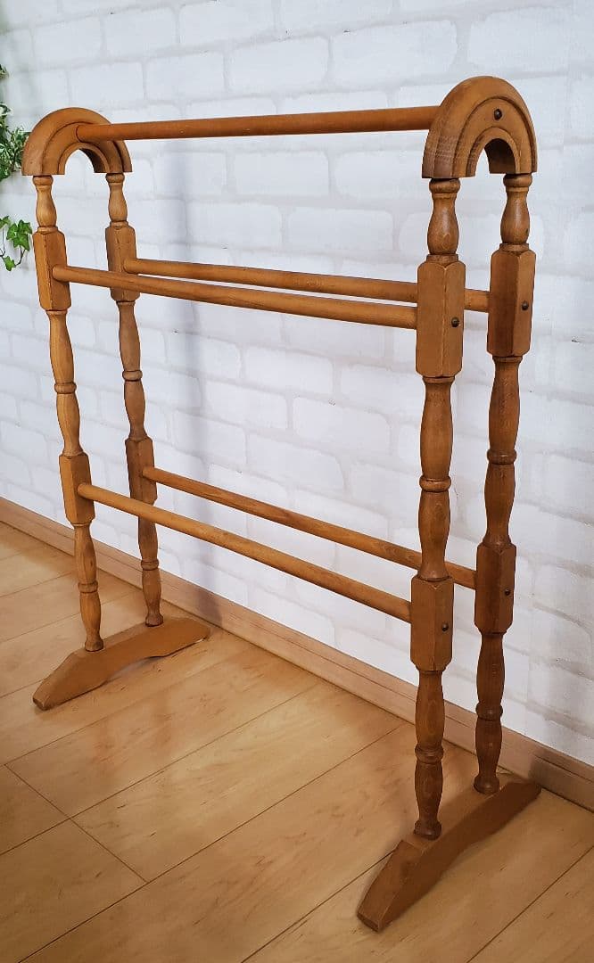 【ピート】ペニーワイズ タオルハンガー ブランケットラック