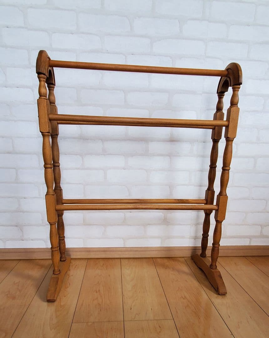 【ピート】ペニーワイズ タオルハンガー ブランケットラック