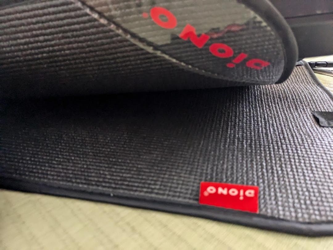 アップリカ 美品クルリラAC チャイルドシート＋車保護マット付き