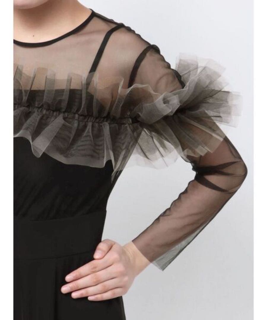 新品ラグナムーン　LADYフリルオフショルコンビネゾン