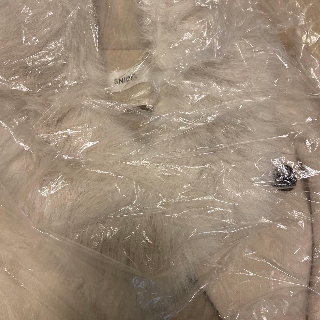 snidelアイボリー フリース ケープコート