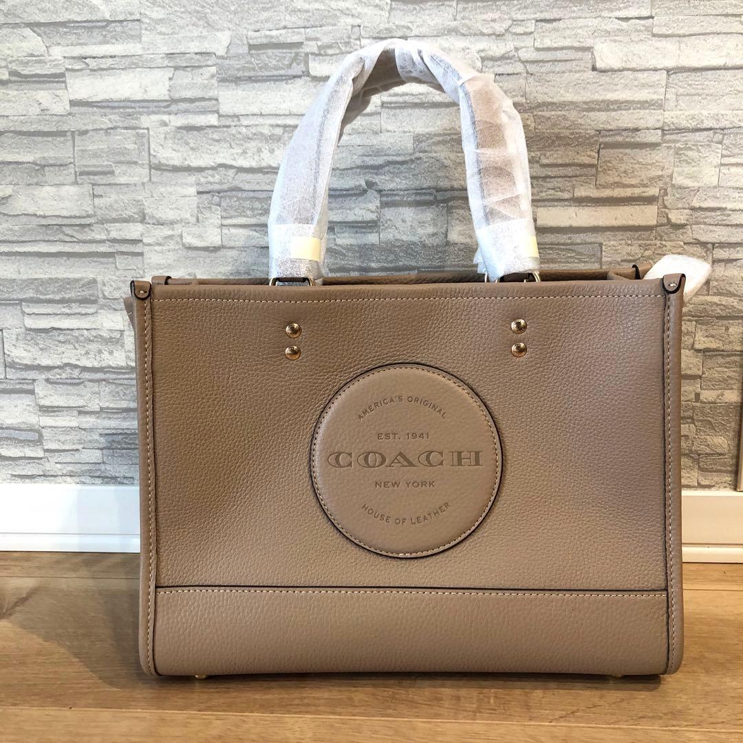 コーチ　ハンドバッグ　レディース　ベージュ 系　新品未使用