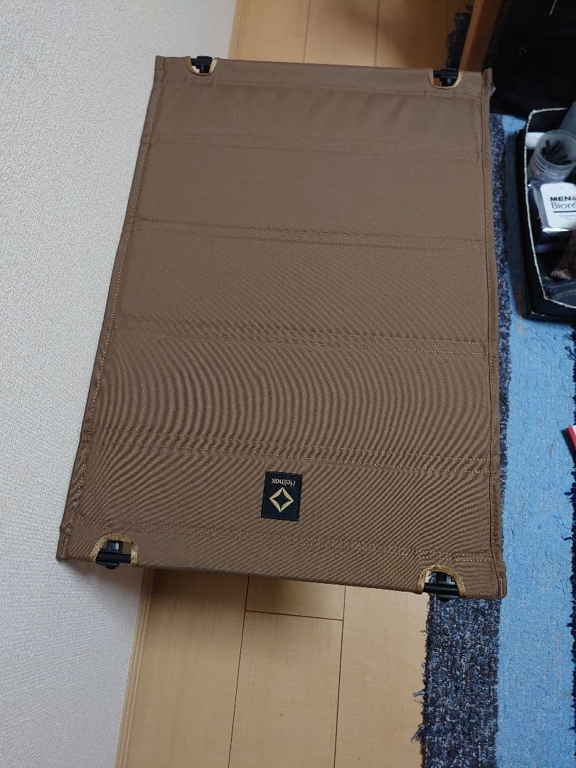 ヘリノックス Helinox　タクティカルテーブルM　コヨーテ