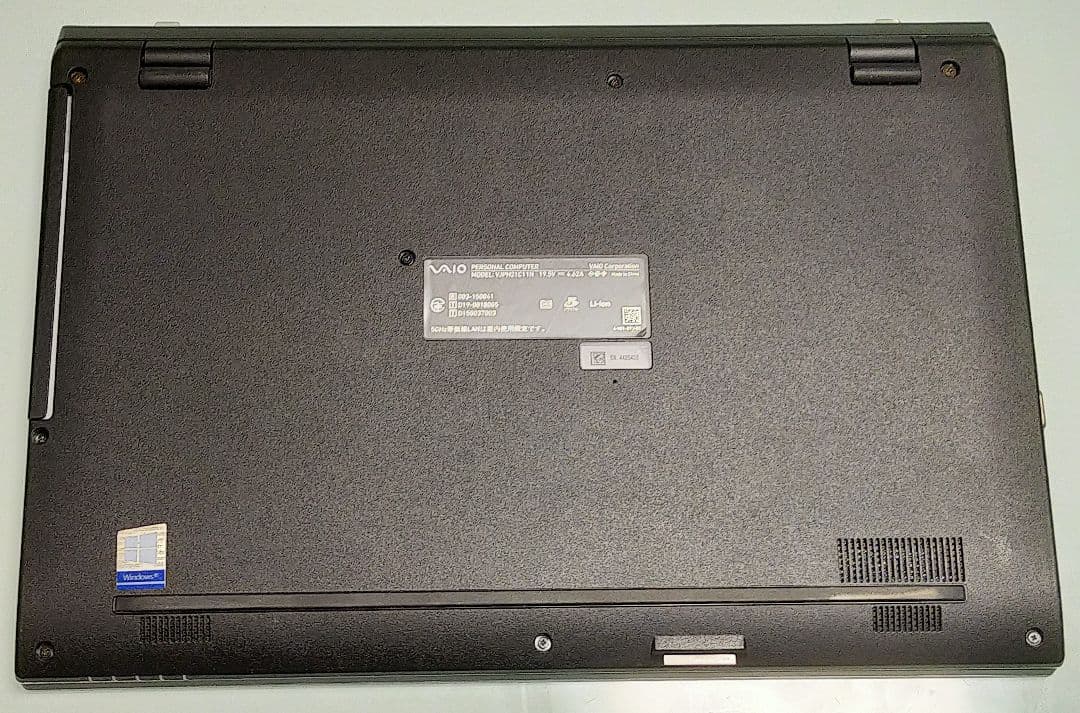 美品中古のVAIO Pro PH15.5インチ第8世代i5デスクノート