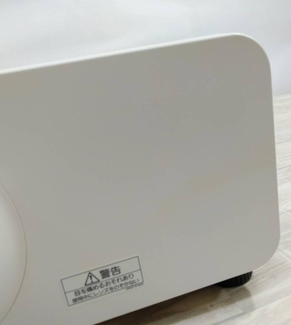 Panasonic 1チップ DLPプロジェクター PT-RZ770JW 完動品